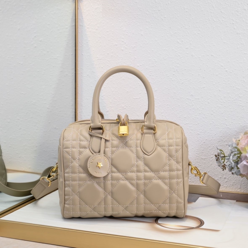 D*or top handle bags